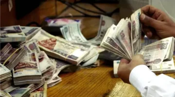 مقارنة بين احتساب الفائدة يوميًا وشهريًا لأصحاب حسابات التوفير ذات العوائد الكبيرة